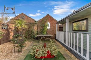 Photo 26- click for photo gallery